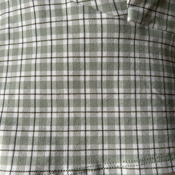 Hollister Crop Top - Picture 5 of 6